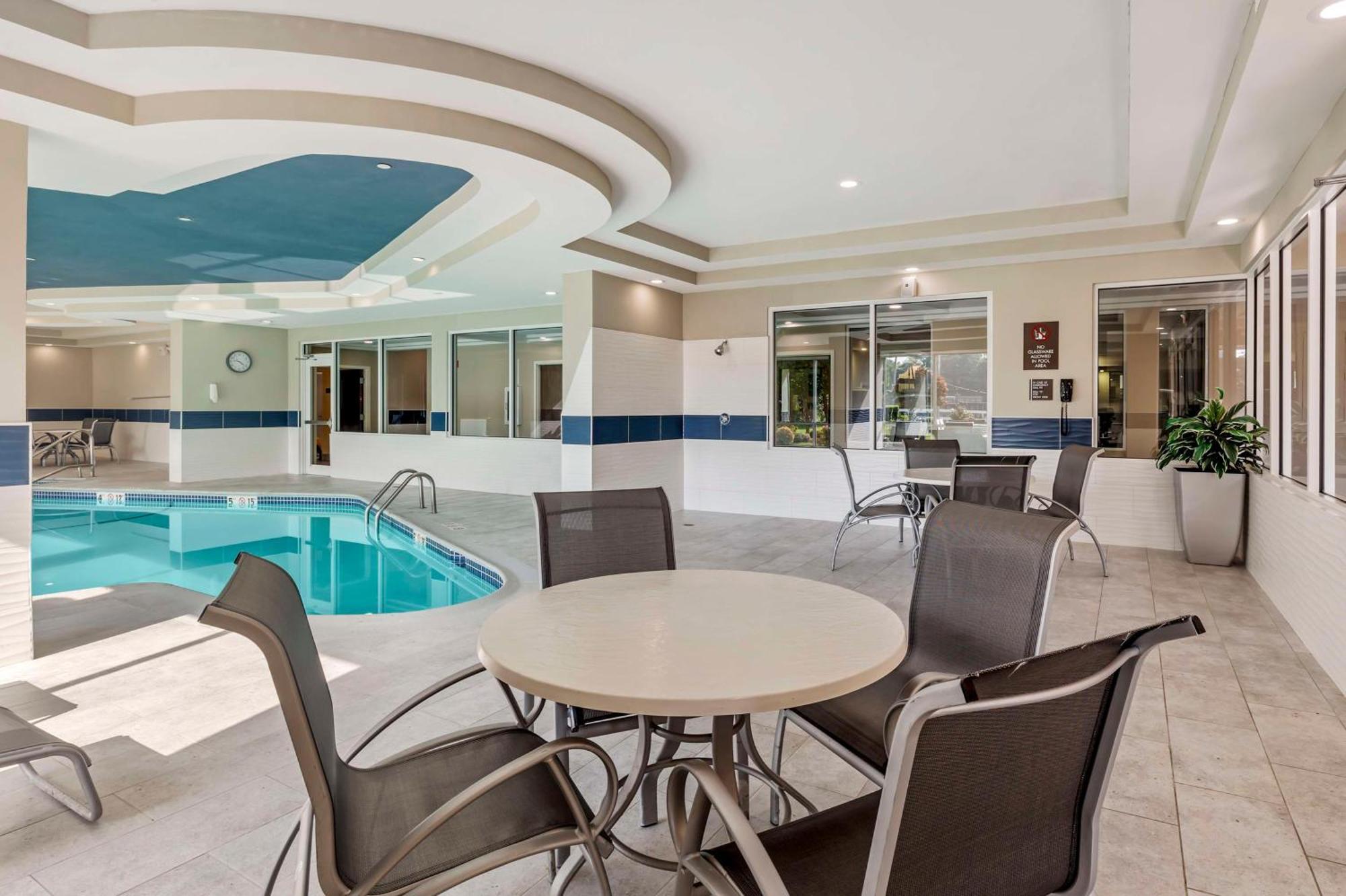 Best Western Plus North Shore Hotel Danvers Eksteriør bilde